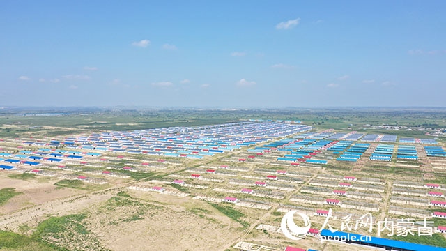 科右中旗被列入全國肉牛全產(chǎn)業(yè)鏈典型縣，入選國家級現(xiàn)代產(chǎn)業(yè)園創(chuàng)建名單。（科右中旗委宣傳部提供）