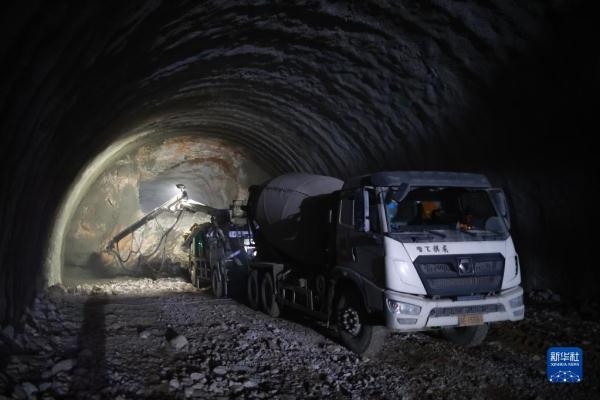 1648542504395462.jpg 8001BDC707CDF13603FD403A6B0E8EF7.jpg