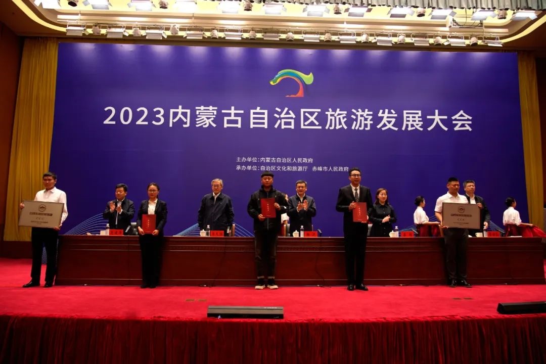 1695657005917867.jpeg 640.jpeg