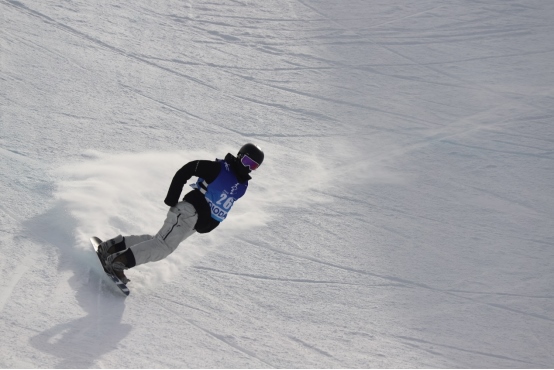 1708081422668756.png “十四冬”單板滑雪U型場(chǎng)地技巧公開(kāi)組預(yù)賽超燃完賽95.png