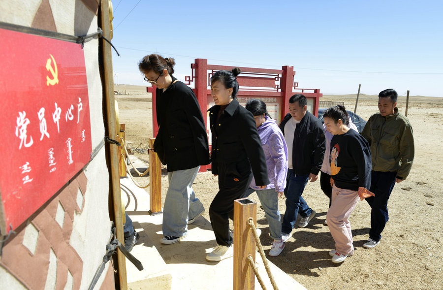 1713945646108573.jpeg 1.活動(dòng)展板.jpeg