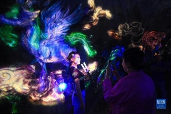 浙江新昌:夜經(jīng)濟(jì)拉動旅游業(yè)發(fā)展