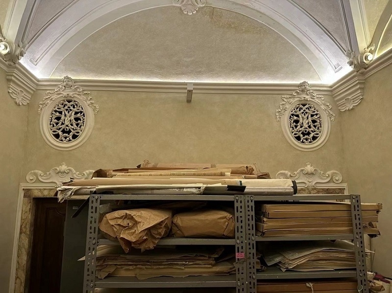 美第奇洛倫佐圖書館保存古籍。中藝國際供圖