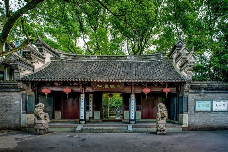 天一閣正門。 天一閣博物院供圖