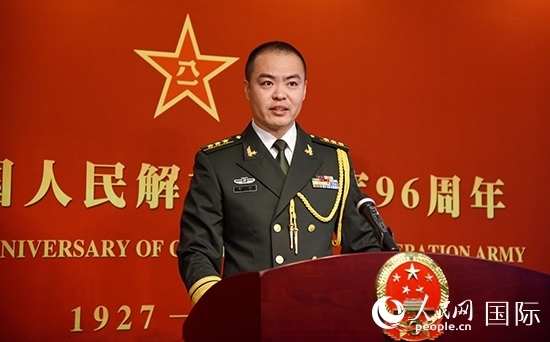 中國駐瑞典大使館李珂副武官致辭。人民網(wǎng)記者 殷淼攝