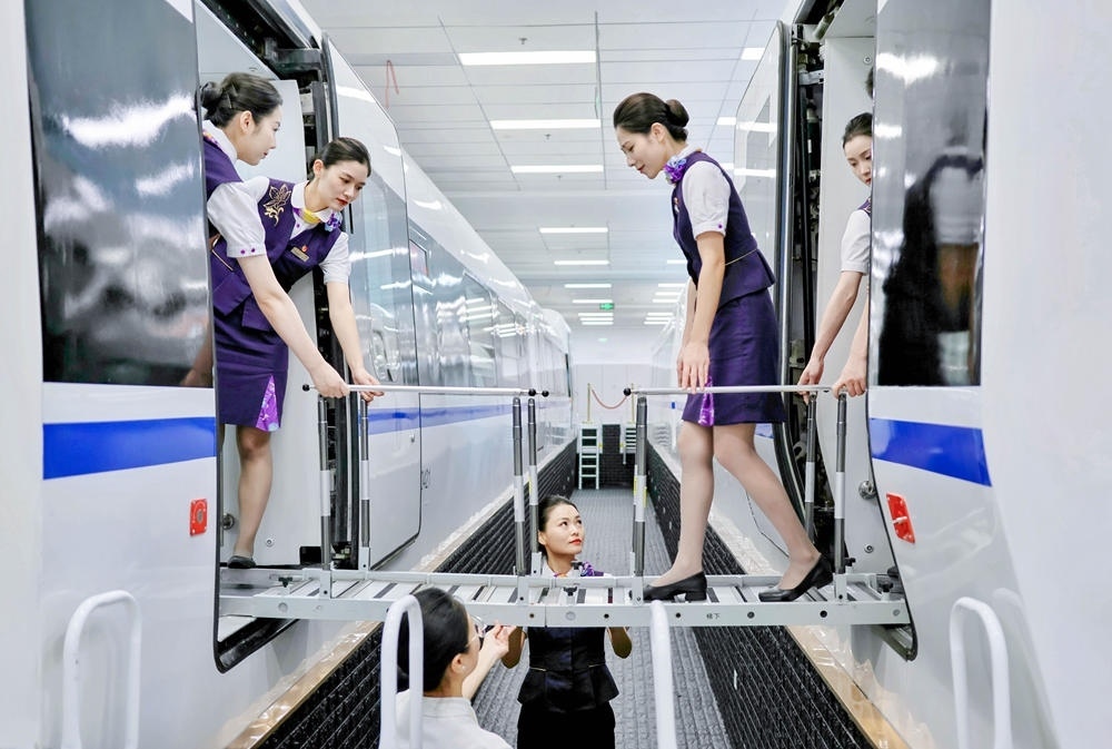 應(yīng)急處置培訓(xùn)。