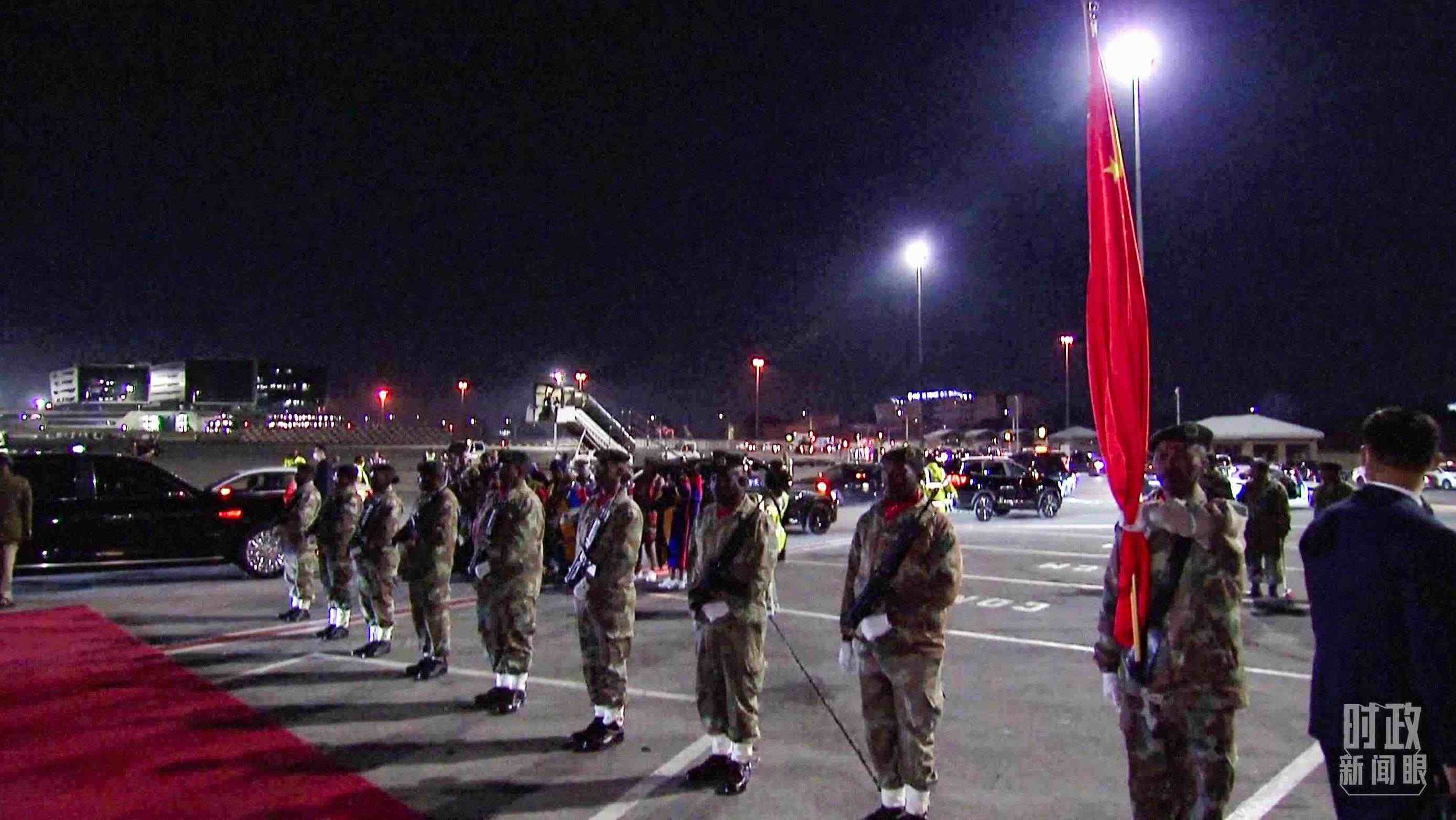 △機場現(xiàn)場的禮兵。