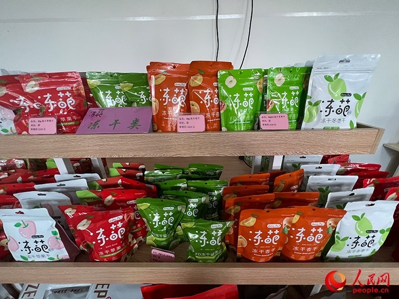 各種凍干食品。人民網(wǎng)記者 常雪梅攝