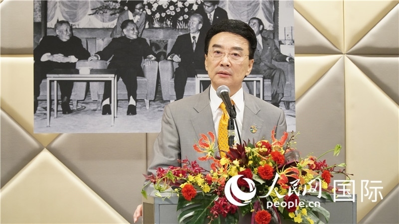 在日中國(guó)企業(yè)協(xié)會(huì)會(huì)長(zhǎng)王家馴致祝酒詞。人民網(wǎng) 蔣曉辰攝