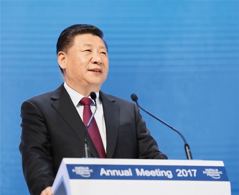 2017年1月17日，習(xí)近平主席在瑞士達沃斯國際會議中心出席世界經(jīng)濟論壇2017年年會開幕式，并發(fā)表題為《共擔(dān)時代責(zé)任 共促全球發(fā)展》的主旨演講。