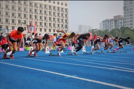 第59屆北京市中學(xué)生田徑運(yùn)動會暨北京學(xué)生金奧運(yùn)動隊(duì)田徑運(yùn)動會。北京市教委供圖