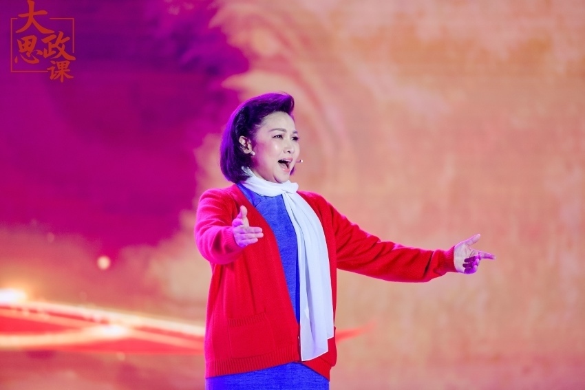 國家一級(jí)演員、第五代江姐飾演者王莉