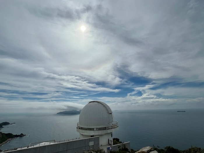 天文樓太陽(yáng)望遠(yuǎn)鏡圓頂。人民網(wǎng)高清揚(yáng)攝