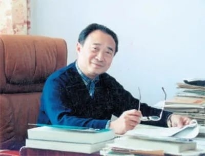 中年時的鐘萬勰。大連理工大學供圖