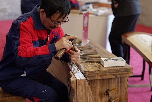 蘭考古箏制作展示。中央音樂學(xué)院供圖