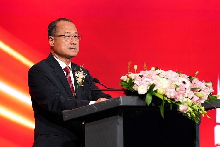 第十四屆全國政協(xié)常委、香港中華總商會會長蔡冠深致辭。阿聯(lián)酋中華工商總會供圖