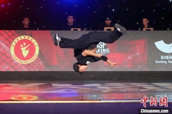 今年7月，首屆亞洲霹靂舞錦標(biāo)賽在拱墅運(yùn)河體育公園體育館舉行。郭天奇 攝