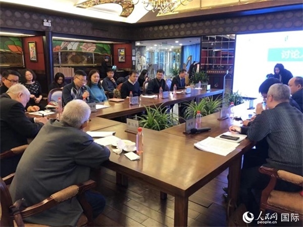 與會(huì)專家學(xué)者就拉美局勢(shì)和中拉關(guān)系展開討論。人民網(wǎng)記者 趙健攝