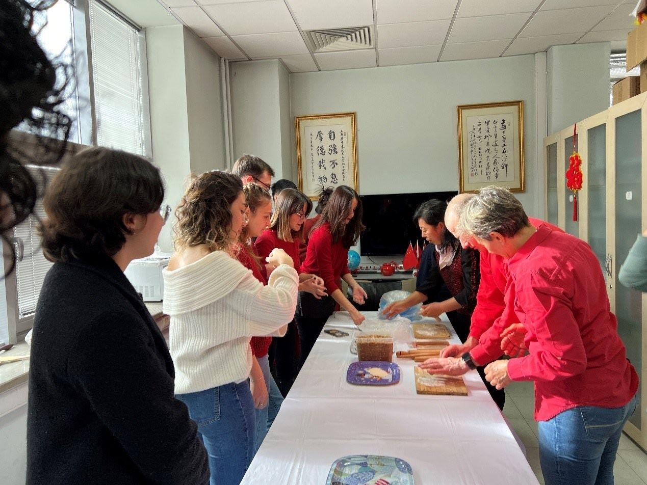 餃子工作坊現(xiàn)場。中東技術大學孔院供圖