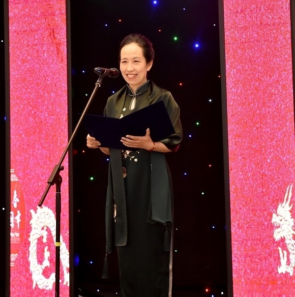 中國駐阿拉木圖總領(lǐng)事蔣薇致辭。中國駐阿拉木圖總領(lǐng)館供圖