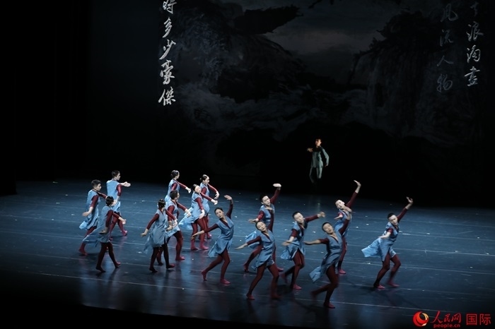 《詩(shī)憶東坡》美國(guó)巡演將持續(xù)2周，在華盛頓、紐約進(jìn)行共計(jì)8場(chǎng)演出。人民網(wǎng)記者 李志偉攝