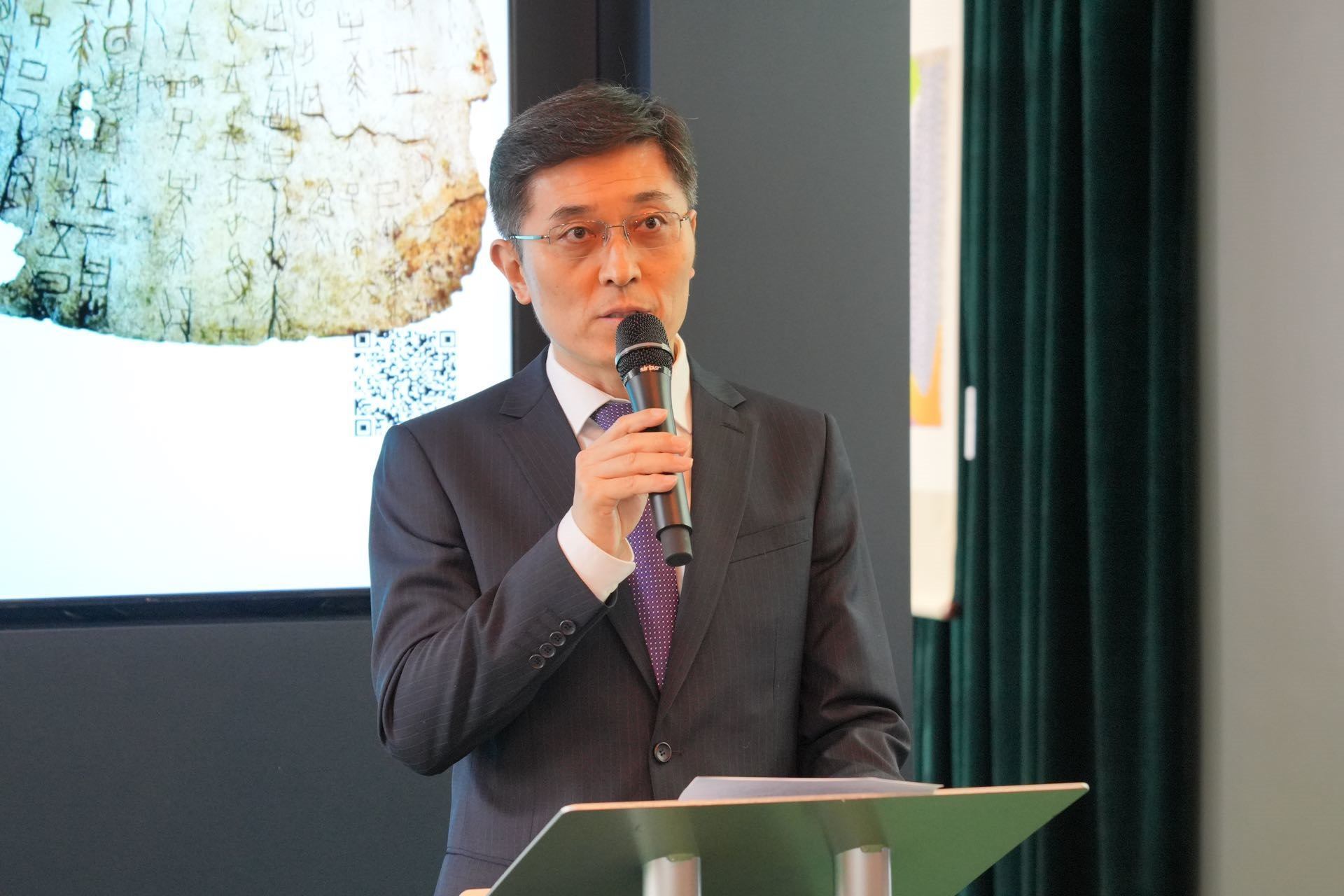 中國駐英國使館公使楊曉光致辭。主辦方供圖