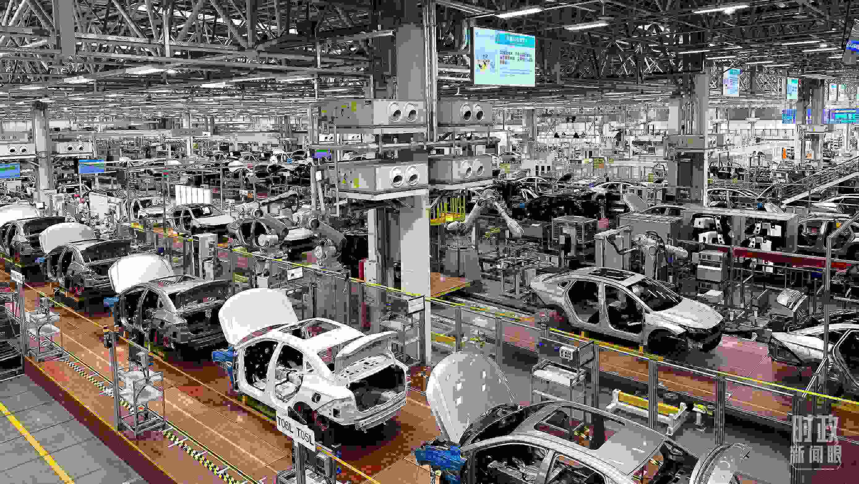廣州廣汽埃安總裝車(chē)間智能生產(chǎn)線(xiàn)。2023年4月，習(xí)近平曾到這里考察。（總臺(tái)央視記者趙化拍攝）