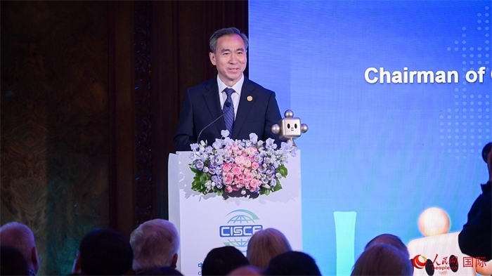 中國國際貿(mào)易促進(jìn)委員會會長任鴻斌致辭。人民網(wǎng) 郭錦標(biāo)攝