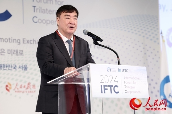 中國(guó)駐韓國(guó)大使邢海明致辭。主辦方供圖