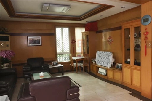 圖為魏來法家的客廳。