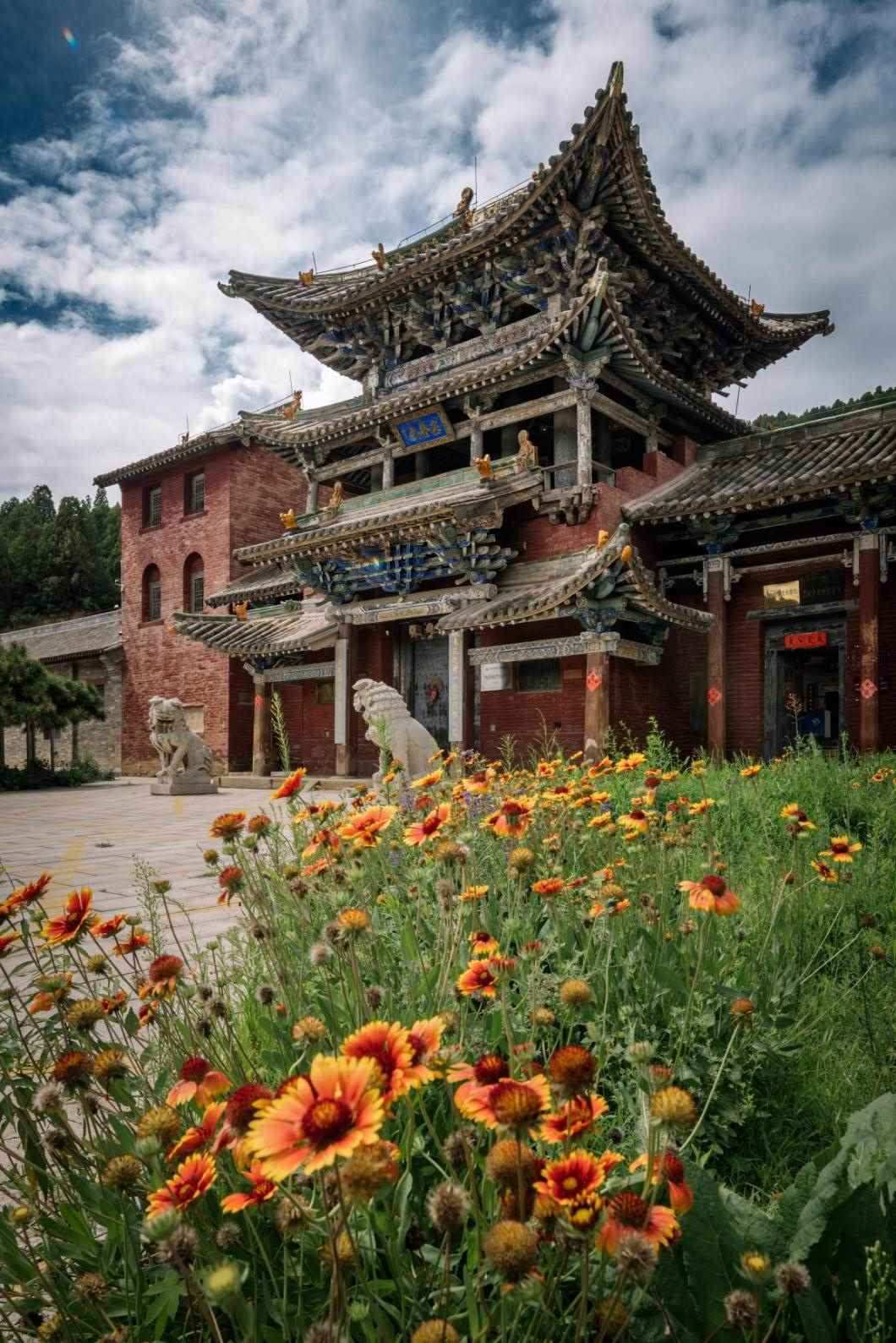 全國(guó)重點(diǎn)文物保護(hù)單位定林寺。蘇唐詩(shī)攝