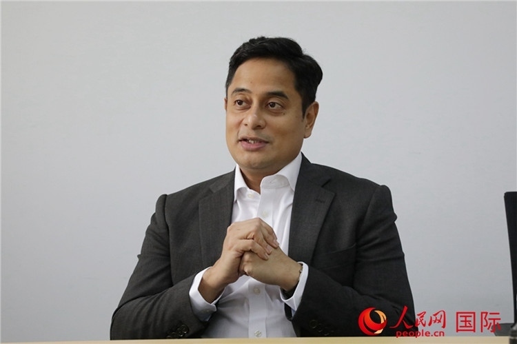 8月16日，雪蘭莪州創(chuàng)新與數(shù)字基礎(chǔ)設(shè)施執(zhí)行委員會主席法米接受人民網(wǎng)專訪。人民網(wǎng) 王婧攝