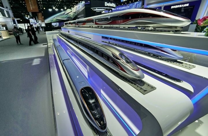 2024年9月11日拍攝的國家會議中心會場內(nèi)的展臺。新華社記者 李欣 攝