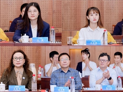 與會(huì)嘉賓。中國(guó)傳媒大學(xué)供圖