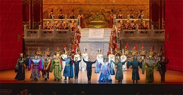 《圖蘭朵》演出劇照。何倫攝