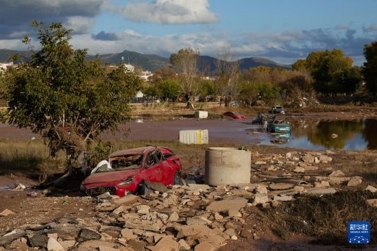 這是11月2日在西班牙烏鐵爾拍攝的受災(zāi)區(qū)域。新華社記者 孟鼎博 攝
