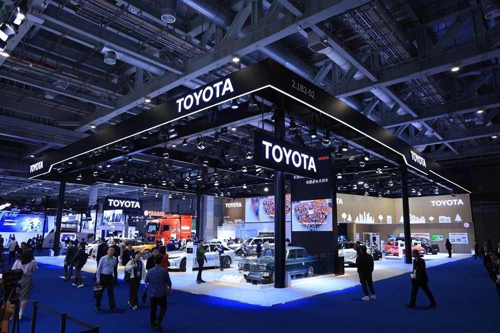 第七屆進(jìn)博會(huì)豐田展臺(tái)。人民網(wǎng)記者 車柯蒙攝