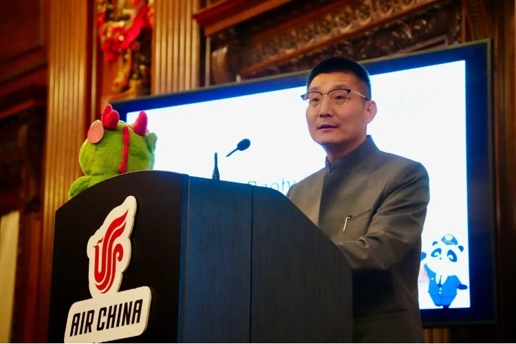 國航倫敦營業(yè)部總經(jīng)理夏寶輝致辭。吳若鳴攝