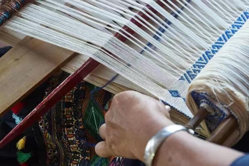 黎族傳統(tǒng)紡染織繡技藝。文化和旅游部非物質(zhì)文化遺產(chǎn)司供圖