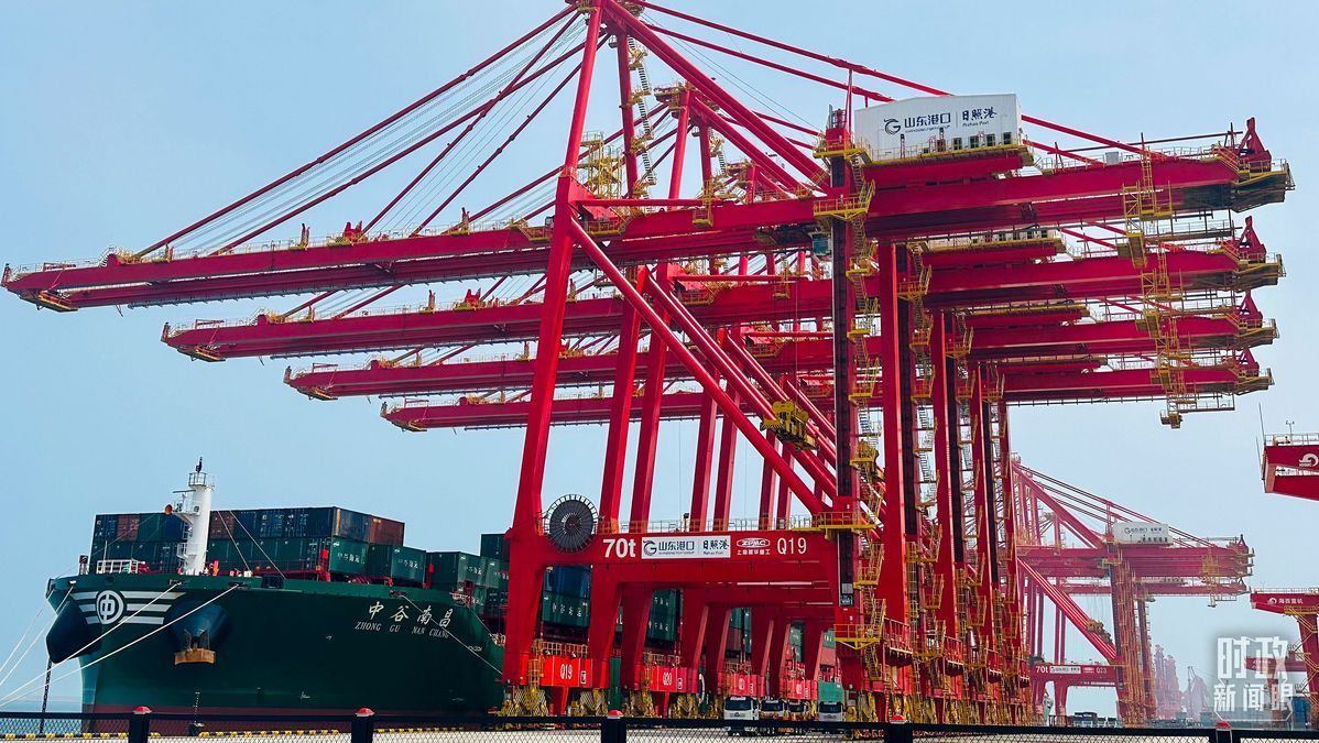 △山東日照港。（總臺央視記者范一鳴拍攝）