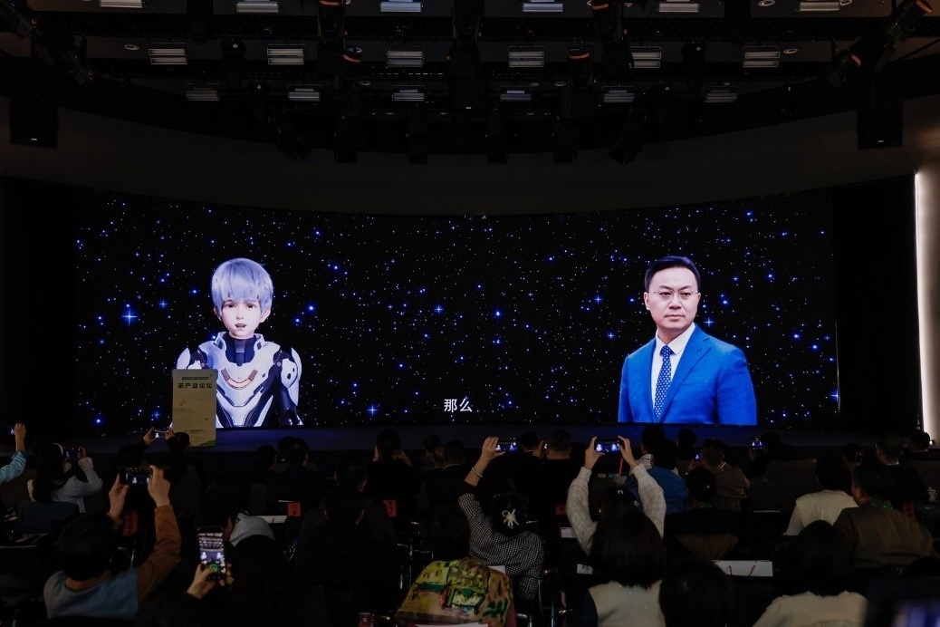 中國工程院院士、湖南師范大學校長劉仲華與人民網數字人白澤線上對話