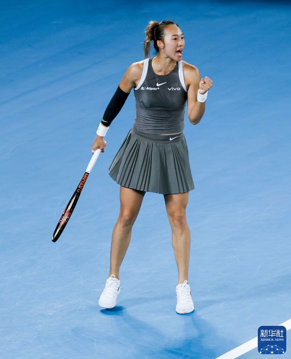 ↑鄭欽文在比賽中慶祝得分。新華社記者 馬平 攝