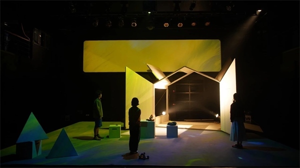 《又一道光芒》劇照。中國國家話劇院供圖