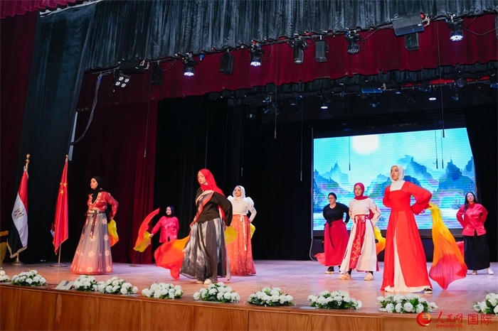 新春慶典活動(dòng)現(xiàn)場(chǎng)。人民網(wǎng) 塔里克·易卜拉欣攝