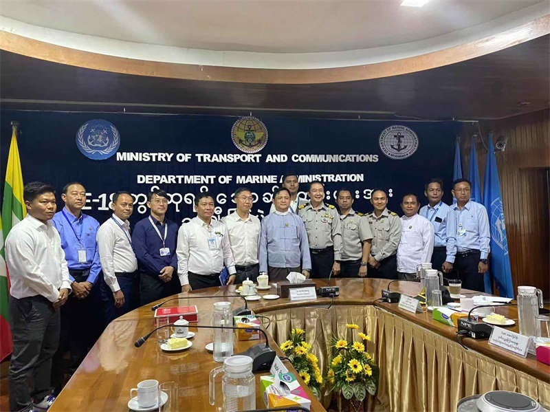 緬甸第18屆國(guó)家級(jí)港口設(shè)施安全聯(lián)合演習(xí)頒獎(jiǎng)儀式現(xiàn)場(chǎng)。中緬油氣管道公司供圖