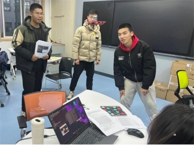 智能無人系統(tǒng)“做中悟”高階項(xiàng)目式課程。校方供圖