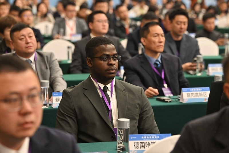 外企代表參加“進博會走進湖北”活動主題推介會。人民網(wǎng)記者 翁奇羽攝