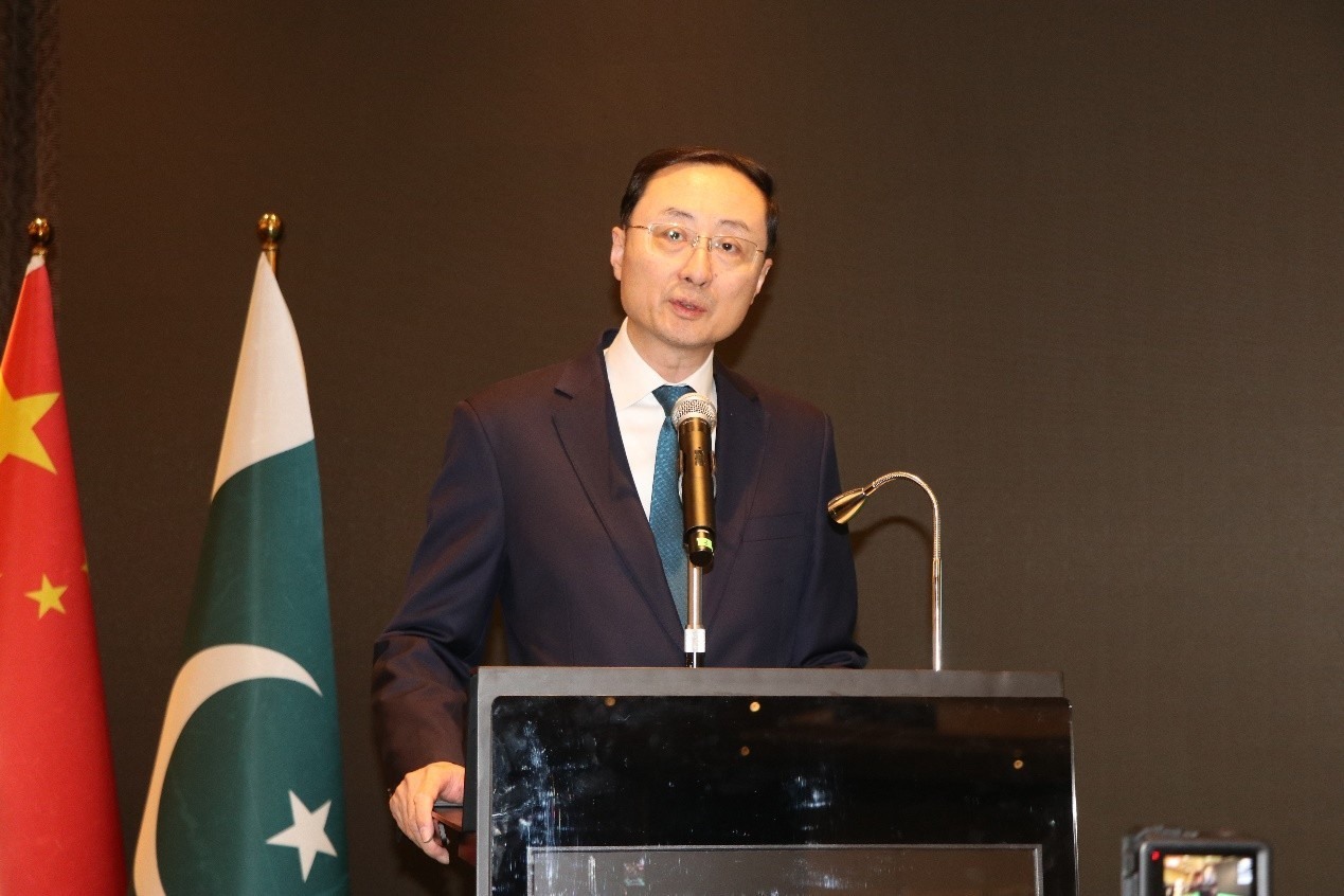 外交部副部長孫衛(wèi)東致辭。巴基斯坦駐華大使館供圖