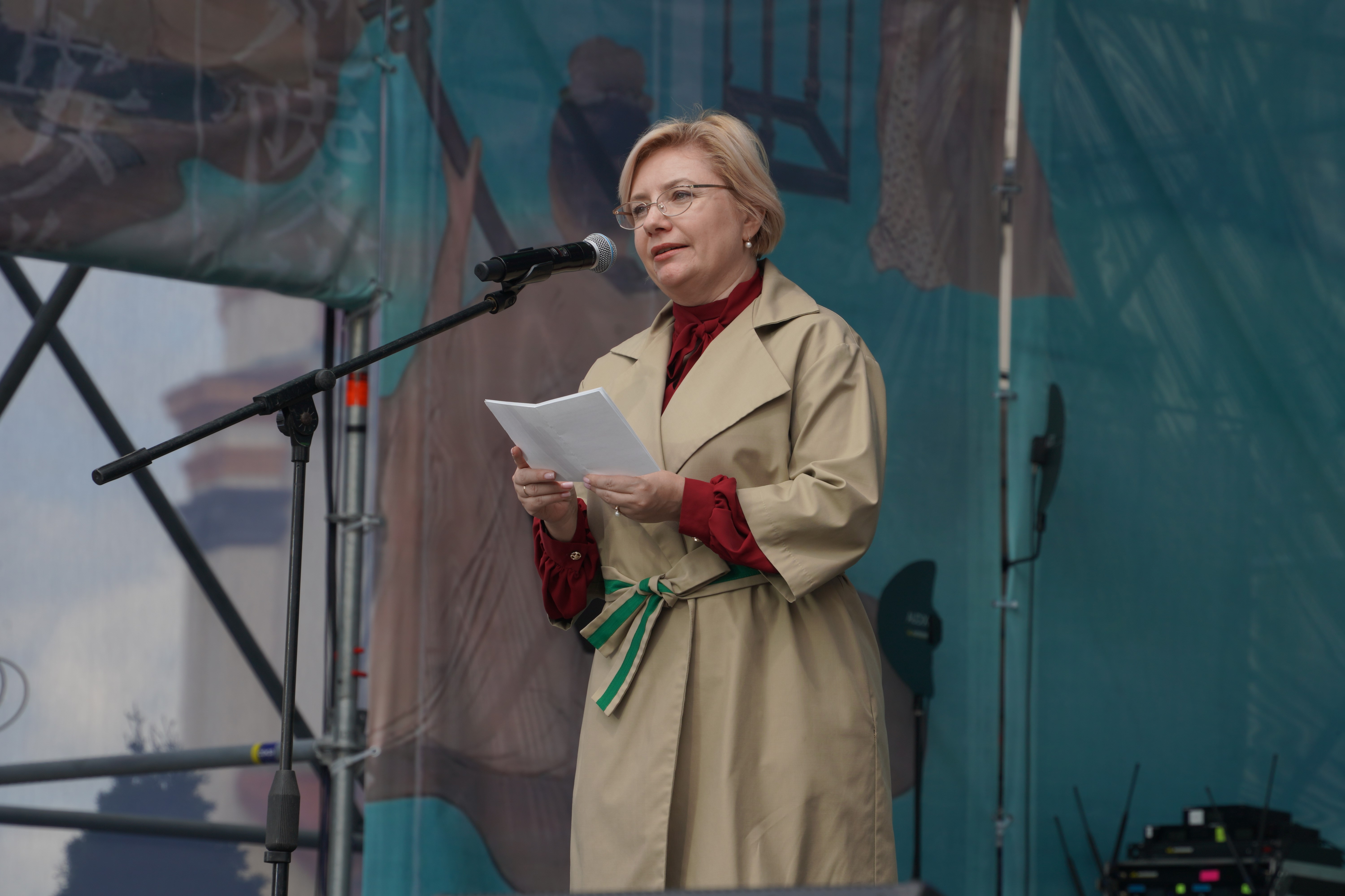 拉扎列維奇在活動開幕式上發(fā)表致辭。中國駐白俄羅斯大使館供圖